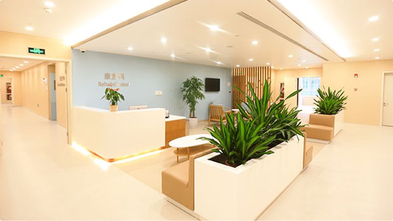 养老日间照料中心：全方位照护，守护老人的日常幸福**