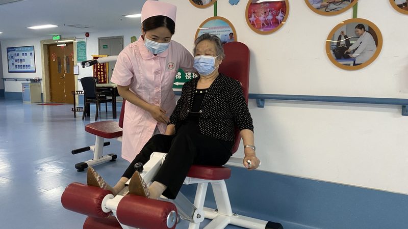 养老公寓加盟合同：关键条款与注意事项揭秘