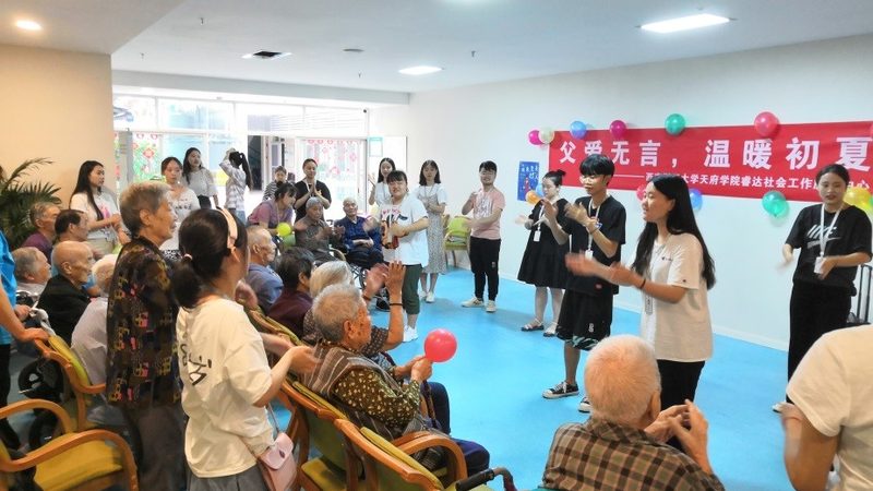 日间照料中心人员配置哪家好